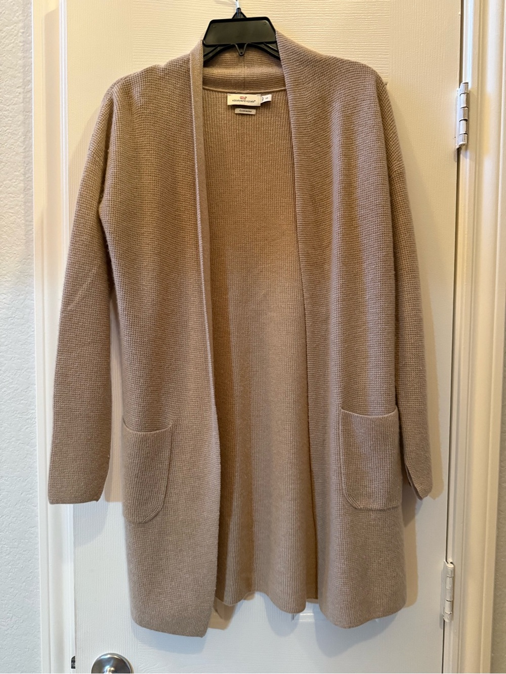 Vineyard Vines Cashmere cardigan
